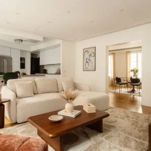 Champs Elysees Fancy Home 2BDR 6PPL