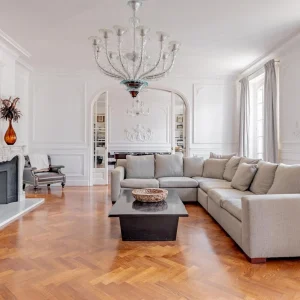 Parisian Elegance 3-Beds near Champs Elysées